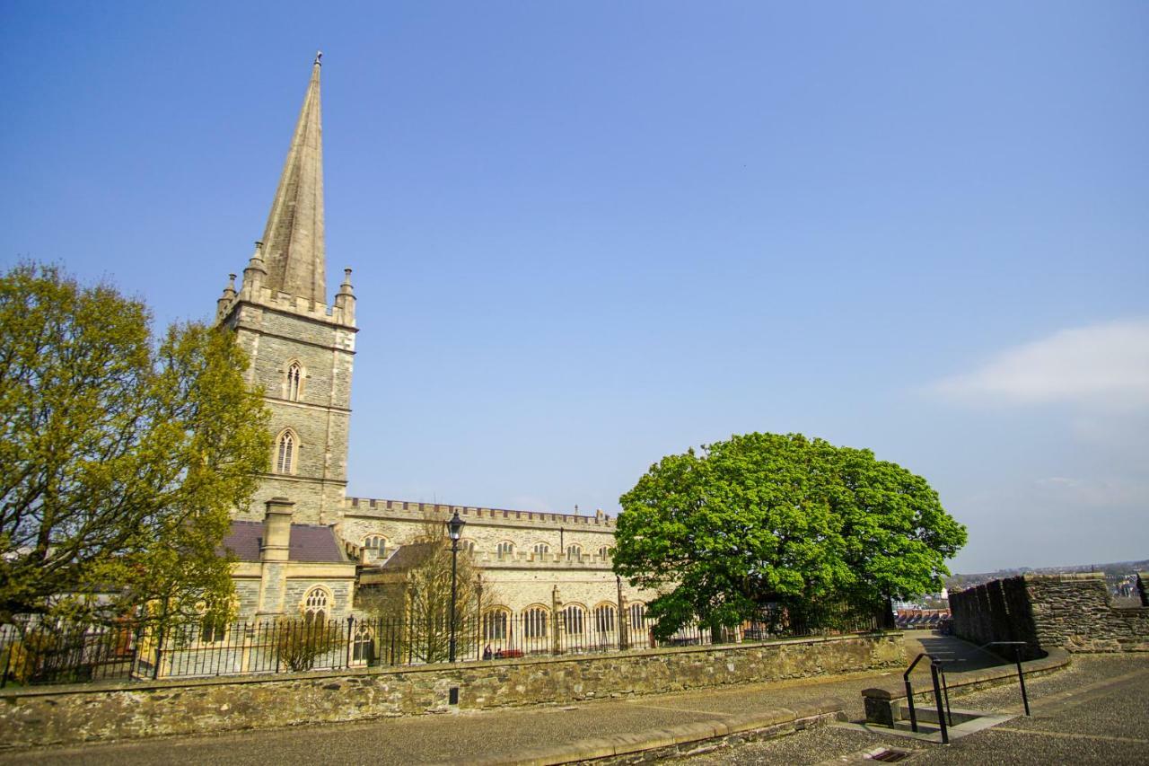 The Church Wall Apartment Londonderry Exterior photo